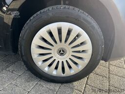 MERCEDES-BENZ Vito 116 d Tourer Pro lang 4x4 Navi R-Kamera SHZ