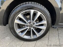 MERCEDES-BENZ V 300 d Avantgarde Extralang AIRMATIC Standheizg