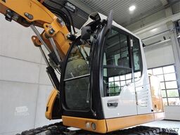 LIEBHERR R914