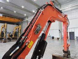 KUBOTA U48