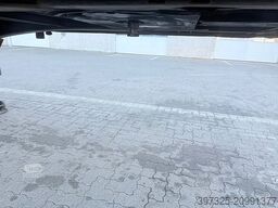 Kel-Berg Curtainsider / Planenauflieger / Gardin