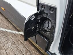 IVECO DAILY 35 S 14 NV 3.0 AUT. L3H2