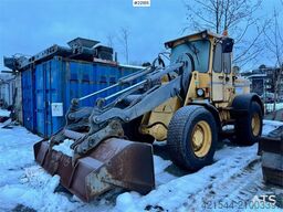 Volvo L50 Wheel Loader with Bucket and Pallet Forks