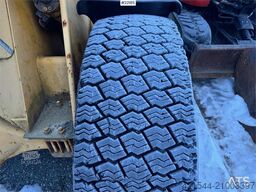 Volvo L50 Wheel Loader with Bucket and Pallet Forks