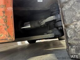 Toyota FBMF20 electric forklift with defective battery.