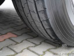 SCHMITZ CARGOBULL REFRIGERATED / NEW THERMO KING UNIT / SLX 300 /