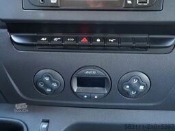 RENAULT MASTER / BLASZAK / FURGON / KAMERA COFANIA / 202