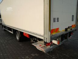 RENAULT D 240 / 4x2 / KONTENER / 7,7 M / WINDA DHOLLANDI