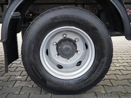 RENAULT D 240 / 4x2 / KONTENER / 7,7 M / WINDA DHOLLANDI