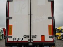 LECITRAILER CH?ODNIA / CARRIER VECTOR 1350 /  O? PODNOSZONA