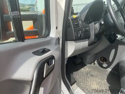 Mercedes-Benz Sprinter 516 CDI 4x2 Sprinter 516 CDI 4x2, Rettungswagen, Bi-Xenon