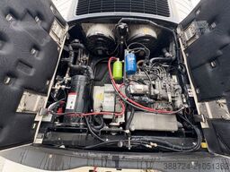 SCHMITZ CARGOBULL SCBS3B04**Carrier*Pharma*Blumen*Doppelstock*Lift