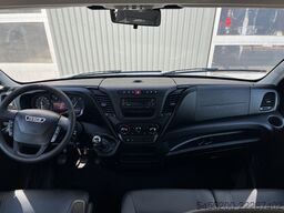 Iveco Daily 35S11D 2.3 345 Airco Trekhaak 3500kg trek...