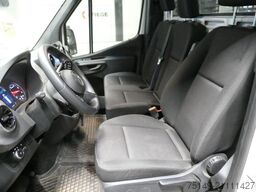 MERCEDES-BENZ 317 CDI Sprinter 4x2, 3. Sitz, AHK, Klima, 17tkm