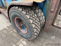 Hyster 7Ton **7TONS DIESEL**