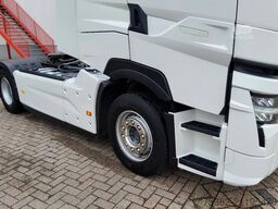 Renault T HIGH 480 4x2 - 13 LITER - HIGH SLEEPER - EURO...