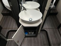 ROLLER TEAM Ford Kronos 266 TL