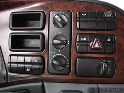 MERCEDES-BENZ Actros 1836 L 4x2 AHK LBW Koffer