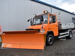 MERCEDES-BENZ Vario 818 4x4 Allrad AHK Winterdienst inkl Pflug