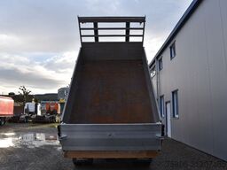 MERCEDES-BENZ Vario 818 4x4 Allrad AHK Winterdienst inkl Pflug