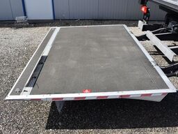 VOLVO FE 320 E6 2-Zonen Tiefkühl Carrier