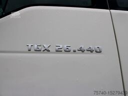 MAN TGX 26.440 + EURO 5 + Right Hand Drive
