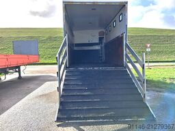 Volvo FL 180 Horses Transport