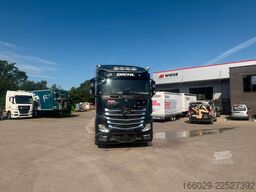MERCEDES-BENZ Actros als Gesamtzug mit Schubboden