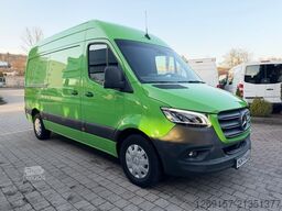 MERCEDES-BENZ Sprinter 319 CDI V6 Kasten L2H2 RWD Navi Automat