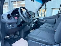 MERCEDES-BENZ Sprinter 317 CDI Tourer RWD 9 Sitze Navi + Autom