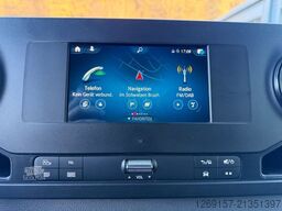 MERCEDES-BENZ Sprinter 317 CDI Tourer RWD 9 Sitze Navi + Autom