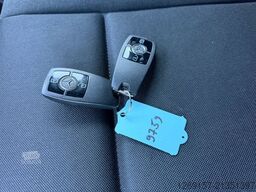 MERCEDES-BENZ Sprinter 317 CDI Tourer RWD 9 Sitze Navi + Autom