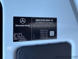 MERCEDES-BENZ Sprinter 317 CDI Tourer RWD 9 Sitze Navi + Autom