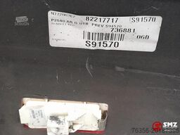Volvo Occ side skirt links Volvo
