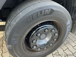 DAF XG+ 530 FT Lowliner Executive-Paket