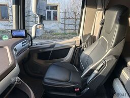 DAF XG+ 530 FT Lowliner Executive-Paket