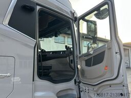 DAF XG+ 530 FT Lowliner Executive-Paket