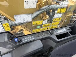 Caterpillar 323 FL