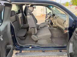 NISSAN Navara Pickup KingCab  4X4.Klima.Tüv 04/27
