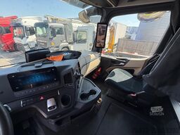 Mercedes-Benz ACTROS 2540 6X2 PORTAMAQUINARIA