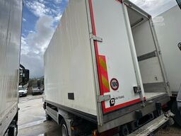 Mercedes-Benz Atego 818