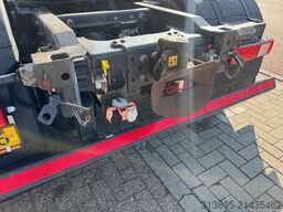 Renault D-Wide Vrachtwagen / Trekker Registratie, Trekh...