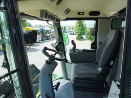 John Deere Sampo Rosenlew C6 Combine Harvester / 25