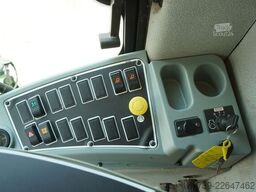 John Deere Sampo Rosenlew C6 Combine Harvester / 25