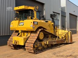 Caterpillar D8T