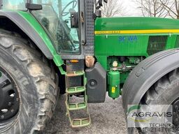 John Deere 7810