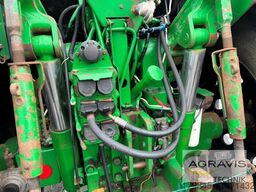 John Deere 7810