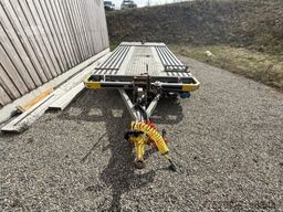  3300BA Fahrzeugtransport / Swiss-Vehicle
