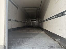  SVKA24P10(33) Carrier 1850 / Swiss-Vehicle