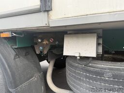  SVKA24P10(33) Carrier 1850 / Swiss-Vehicle